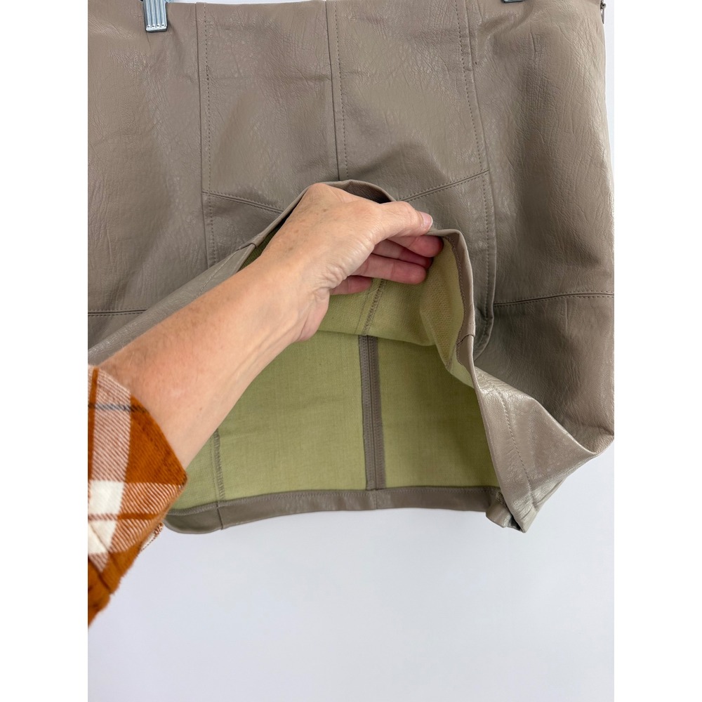 Bluivy Tan Faux Leather Mini Skirt Beige Panelled Contemporary Womens L - Picture 3 of 8